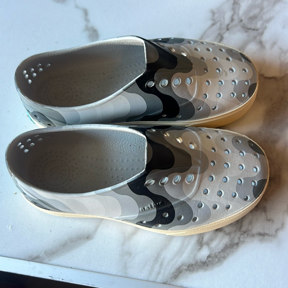 NATIVE kids shoes! Size C13!